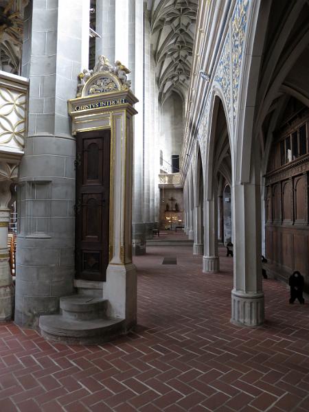Halle_ (77).JPG